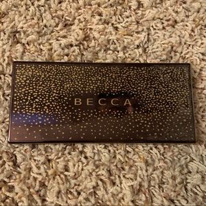 BECCA Makeup - Becca Blushed With Light Palette BECCA Makeup - Becca Blushed With Light Palette